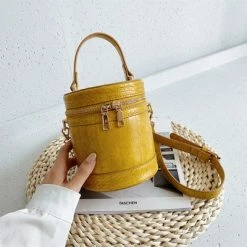 CHINA 2021 - YELLOW WHAT'S NEW