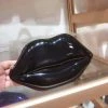CHINA 2303 - BLACK LIPS PURSE