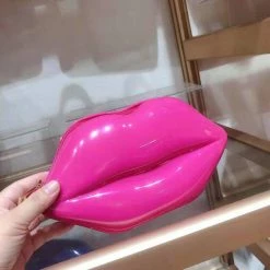 CHINA WHAT'S NEW 2303 - HOT PINK PURSE