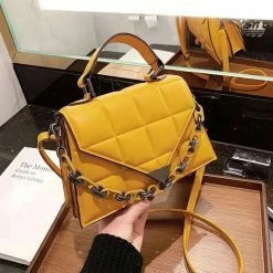 CHINA WHAT'S NEW 8872 - YELLOW