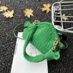 CHINA 9118 - GREEN WHAT'S NEW