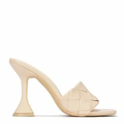 CAPE ROBBIN WHAT'S NEW AFFECTION - NUDE