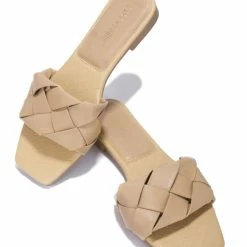 CAPE ROBBIN DEJA - NUDE WHAT'S NEW