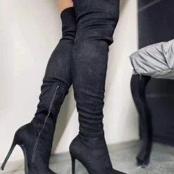 LILIANA GISELE7 - BLACK SUEDE WHAT'S NEW