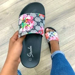 SAMBA ASTRA - BLACK WHAT'S NEW