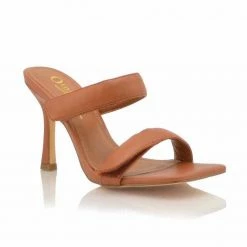 OLI J KASEY - TAN WHAT'S NEW