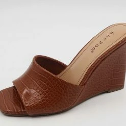 JP WHAT'S NEW PUBLISHER08 - CHESTNUT