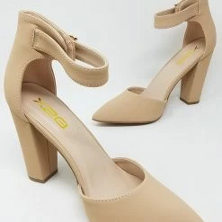 SHOE MAGNATE SHARY7 - NUDE WHAT'S NEW