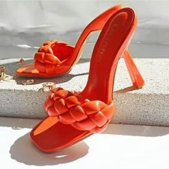 LILIANA CHLOE2- ORANGE WHAT'S NEW