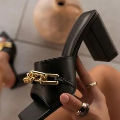 LILIANA CHARMIN1 - BLACK WHAT'S NEW