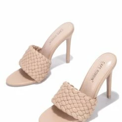 CAPE ROBBIN WHAT'S NEW ANSON - NUDE