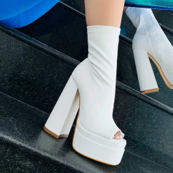 LILIANA WHAT'S NEW ARI2 - WHITE