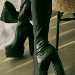 LILIANA ARI4 - BLACK WHAT'S NEW