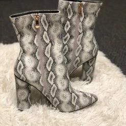 CAPE ROBBIN BOAS - SNAKE