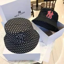 CHINA NY BUCKET HAT (REVERSIBLE)