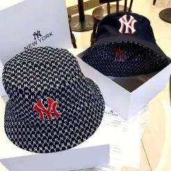CHINA NY BUCKET HAT (REVERSIBLE)