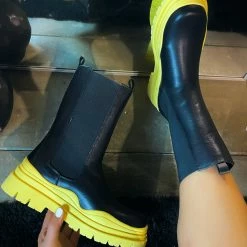 WEEBO CITY1 - YELLOW WHAT'S NEW