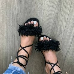 LILIANA DAINTY25 - BLACK WHAT'S NEW