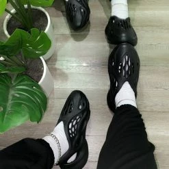 CAPE ROBBIN WHAT'S NEW DARIUS - BLACK