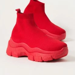 LILIANA DARREN1 - RED WHAT'S NEW