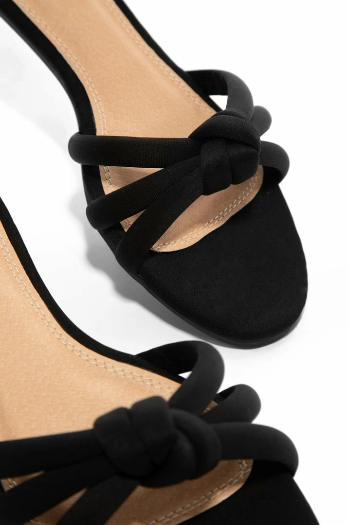 LILIANA WHAT'S NEW HARTMAN1 - BLACK