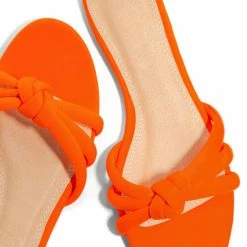 LILIANA HARTMAN1 - ORANGE