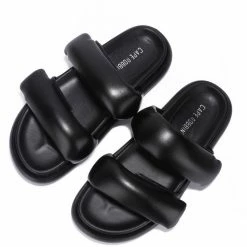 CAPE ROBBIN KITTY - BLACK WHAT'S NEW