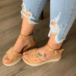 JP LEADING01 - NATURAL CORK WHAT'S NEW