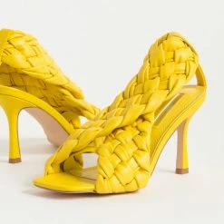 LILIANA MASSIMA1 - YELLOW WHAT'S NEW