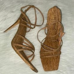 CAPE ROBBIN MINNIE - CORK WHAT'S NEW