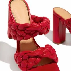 LILIANA RYANT1 - RED WHAT'S NEW