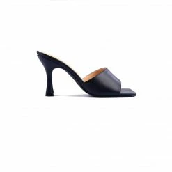 CAPE ROBBIN WHAT'S NEW TOWN SQUARE - BLACK