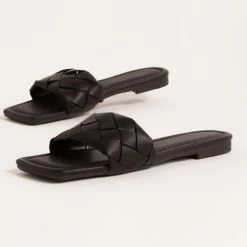 LILIANA TRESHA1 - BLACK WHAT'S NEW