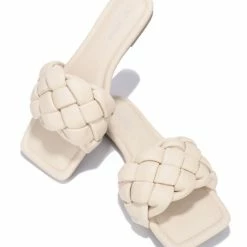 CAPE ROBBIN VAGABOND - NUDE WHAT'S NEW