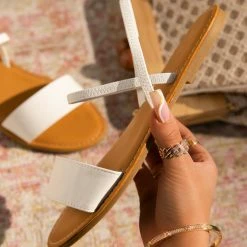 JP WHAT'S NEW WATERFRONT24 - WHITE