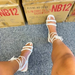 WEEBO WHYNNEL1 - WHITE WHAT'S NEW